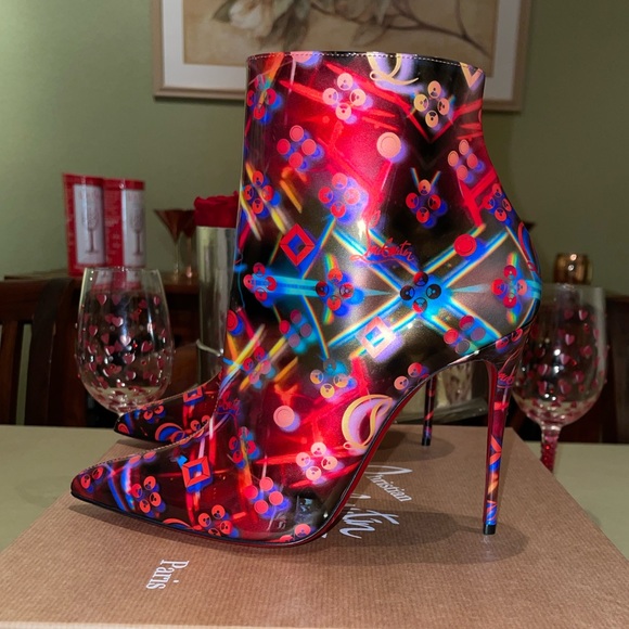 DrPsych_Faves12 is Live! Your Crystal Luxury Doctor! Gold โญ๏ธ Posh Ambassador! - Picture 13 of 17